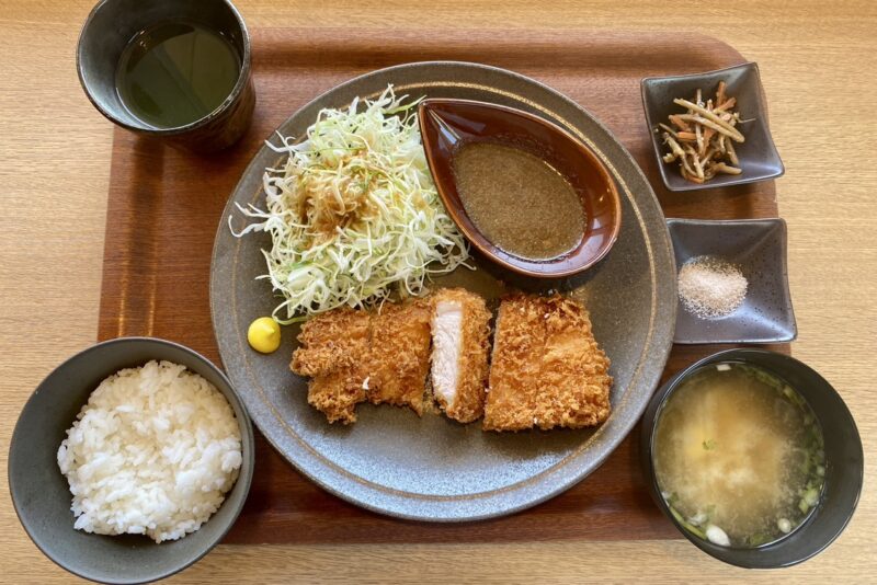 箱根山麓豚ロースカツ定食